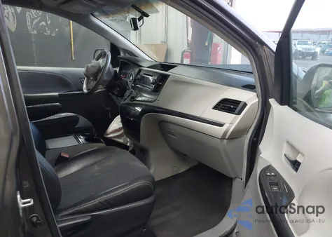 2012 Toyota Sienna Se 8 Passenger из США, поврежденный, VIN 5TDXK3DCXCS236185